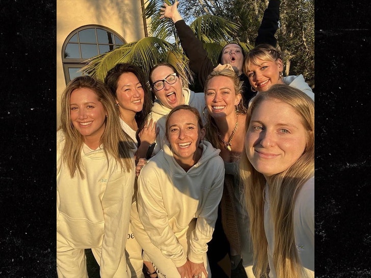 hilary-duff-mandy-moore-ashley-tisdale-ig-1