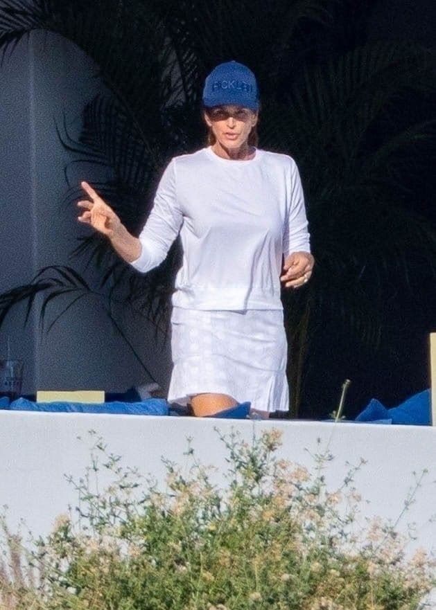 Gerber's family, including her parents, Cindy Crawford and Rande Gerber, were also in Mexico