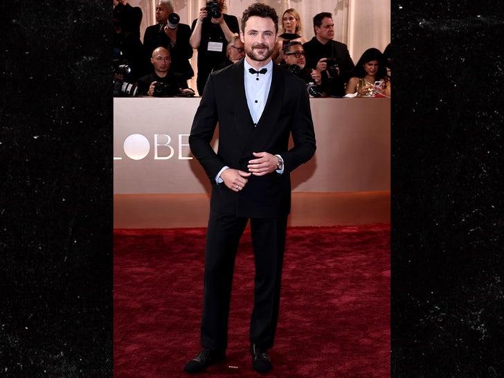 0111-Golden-Globes-2026-Arrivals-Sub2