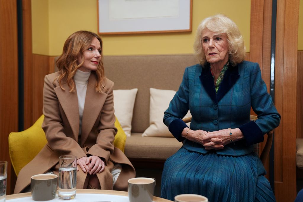  Queen Camilla, President of Maggie's, and former Spice Girl Geri Halliwell-Horner sharing a cup of tea with people living with cancer in Cheltenham, Gloucestershire