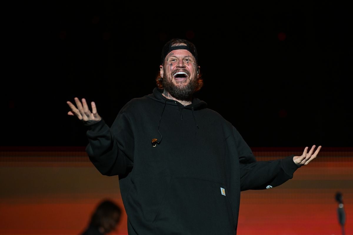 275 pounds later, he's sharing his secrets