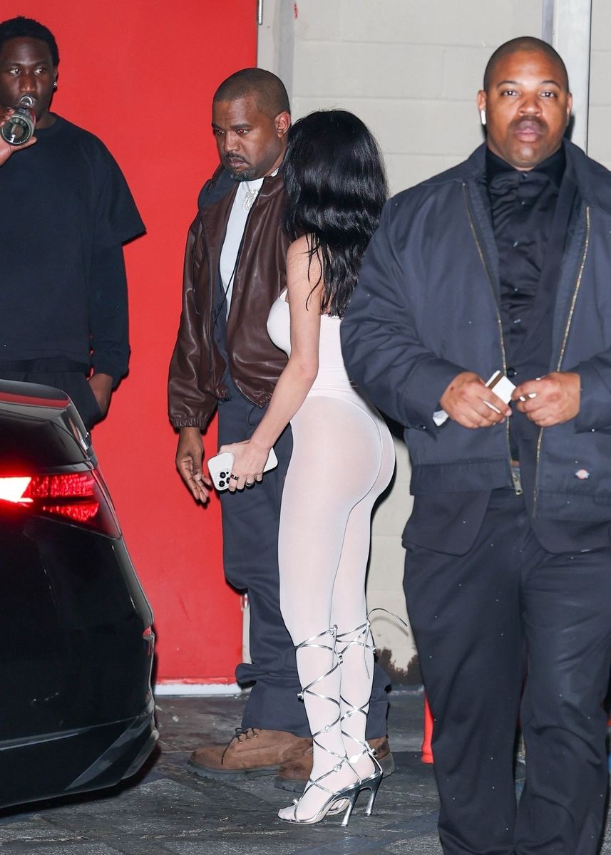 They had a bodyguard nearby