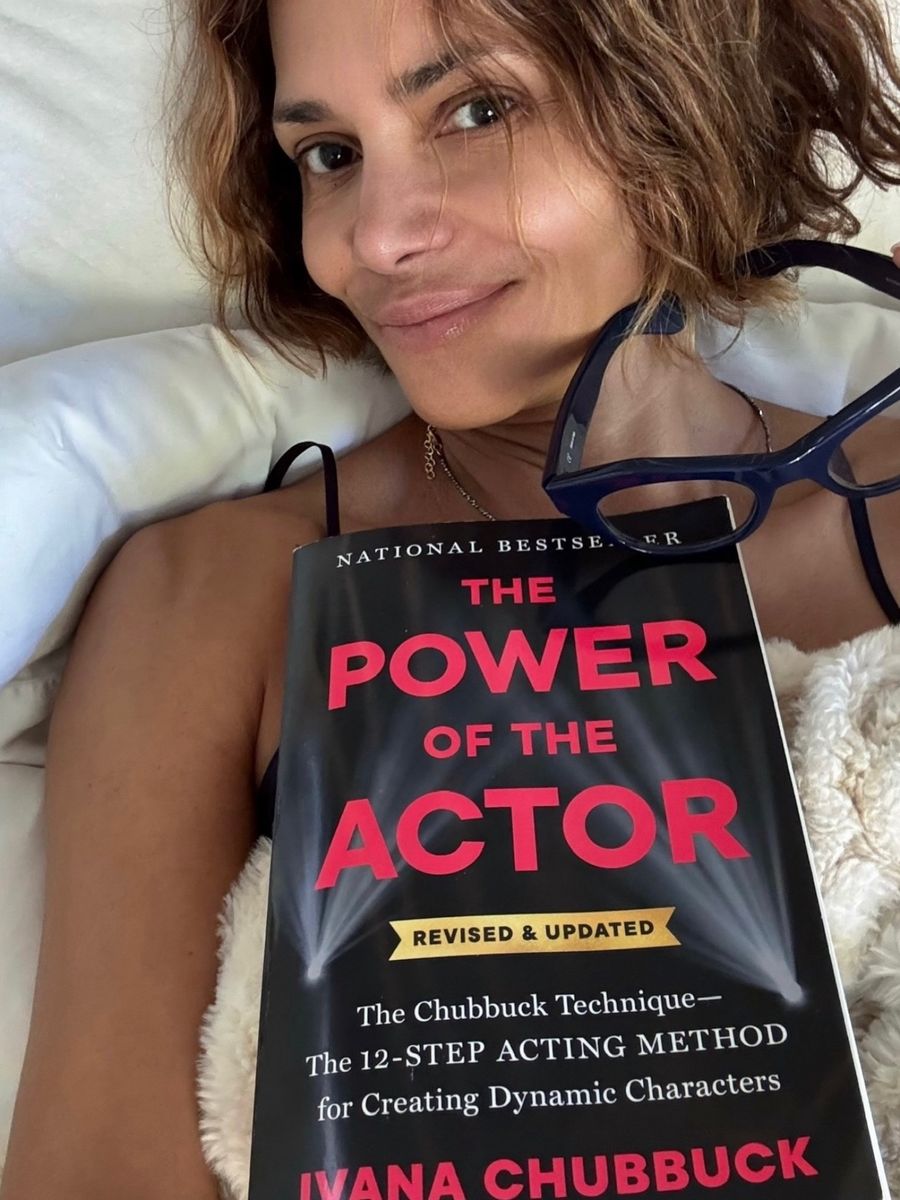 Halle Berry shares makeup-free selfie from bed and reveals the book that inspired her Oscar win