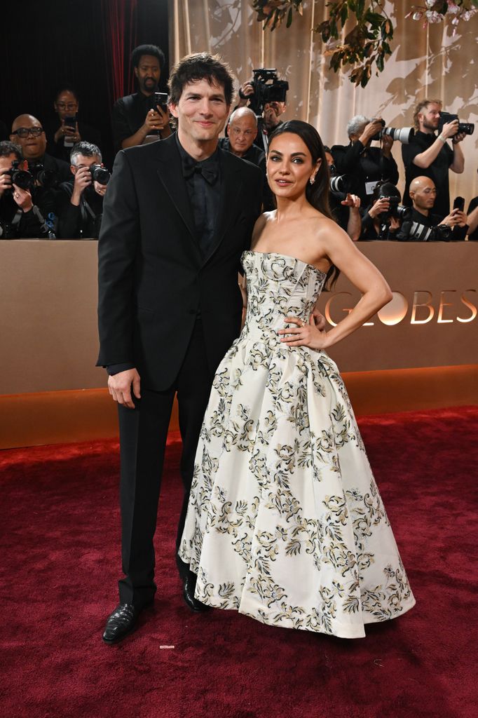 Ashton Kutcher & Mila Kunis