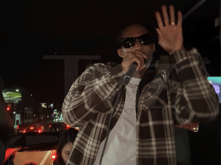 011926_tmz_after_dark_el_jay_primary