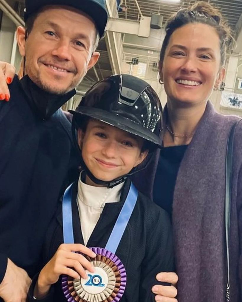 mark wahlberg daughter grace with winning medal