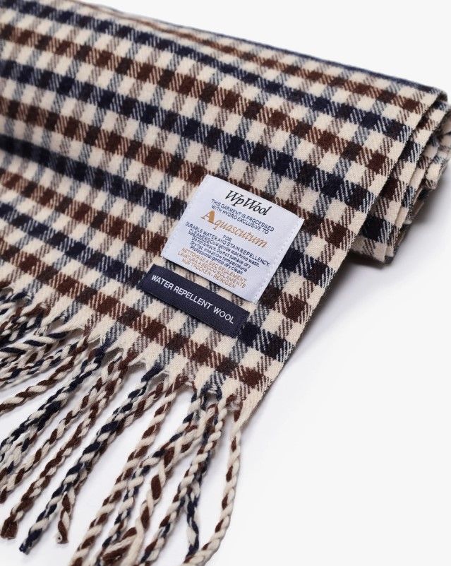 Sophie's plaid scarf by Aquascutum looks very like royal in-law Kate's