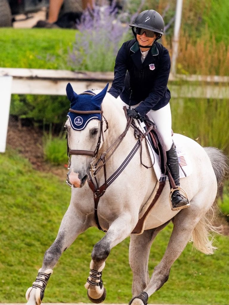 grace wahlberg on horseback
