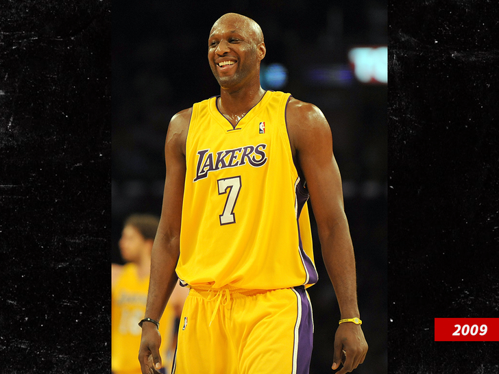 lamar odom lakers sub getty swipe
