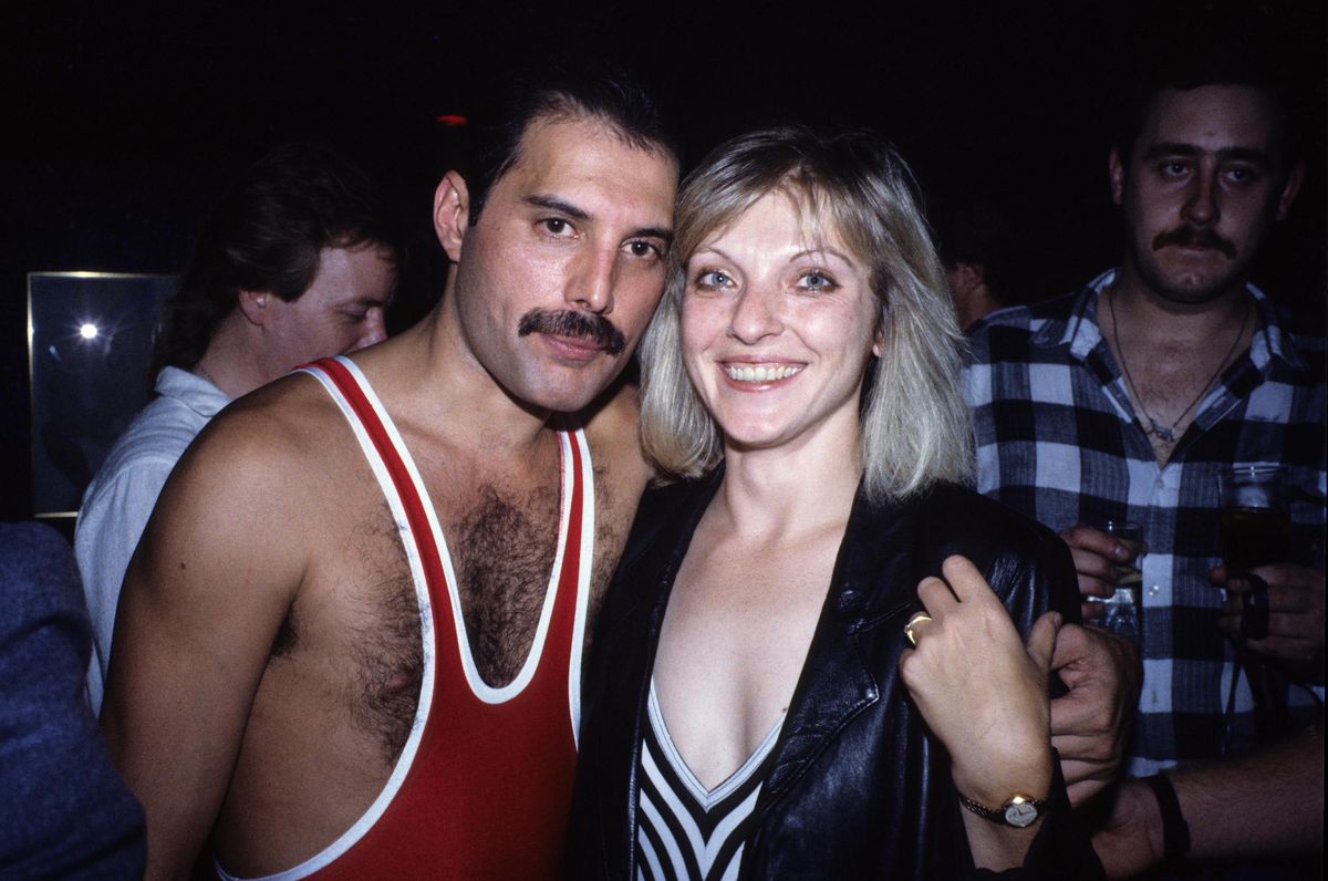 By the late 1960s, Mercury was involved with Mary Austin, his enduring love, though their relationship never led to marriage. 