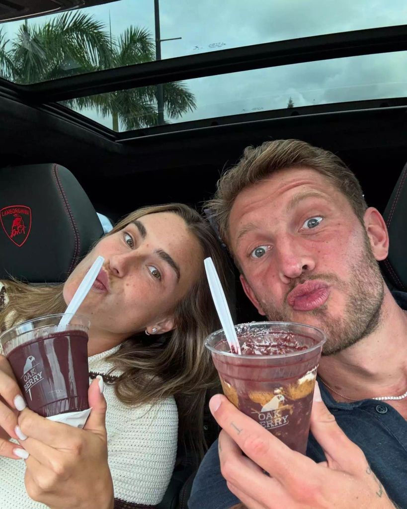 aryna sabalenka georgios frangulis oakberry in car