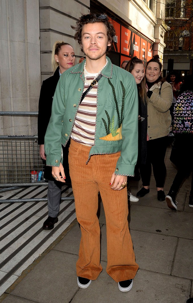 Harry Styles Keeps it Casual