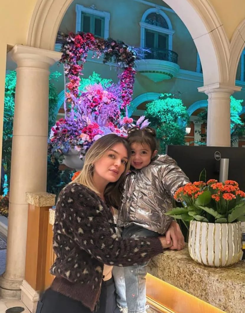 Karol G's sister Verónica accused her family of turning their backs on her during this difficult time. 