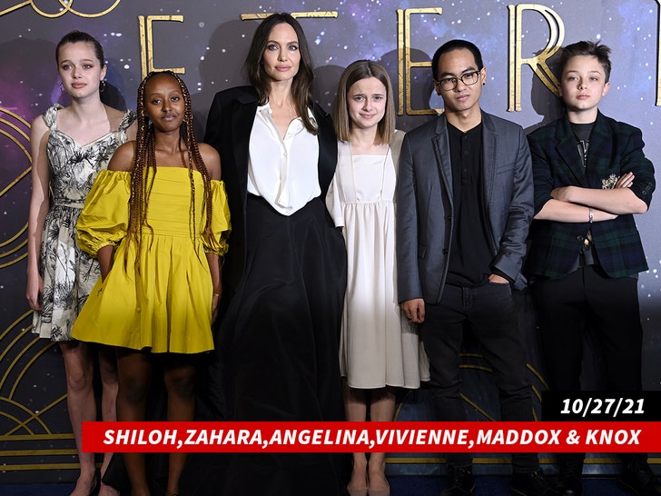 0527 Shiloh Jolie-Pitt, Zahara Jolie-Pitt, Angelina Jolie, Vivienne Jolie-Pitt, Maddox Jolie-Pitt and Knox Jolie-Pitt getty
