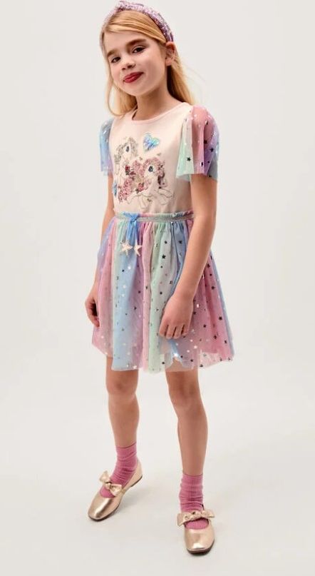 There are many princess-style tutu dresses available right now