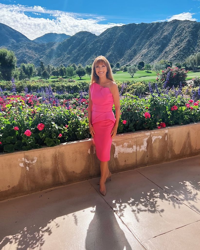 jane seymour pink dress