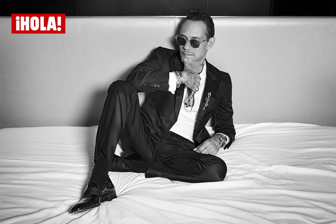 Photo: Jesús Cordero | Stylist: Irma Martínez | Makeup: Jamie Harper | Hair: Marcos Carrasquillo | Suit, shirt, and shoes: Tom Ford | Watch: Bulova | Bracelets: Buck Palmer | Rings: The Room Concept Store, John Hardy, and Vania and David | Pin: Maria Elena Head Pieces