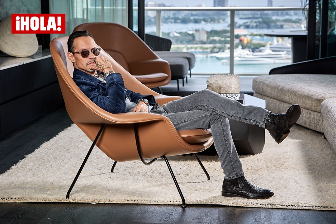 Photo: Jesús Cordero | Stylist: Irma Martínez | Makeup: Jamie Harper | Hair: Marcos Carrasquillo | Jacket: Tom Ford | Jeans: Diesel | Boots: John Varvatos | Watch: Bulova | Bracelets: Buck Palmer | Rings: The Room Concept Store, John Hardy, and Vania and David