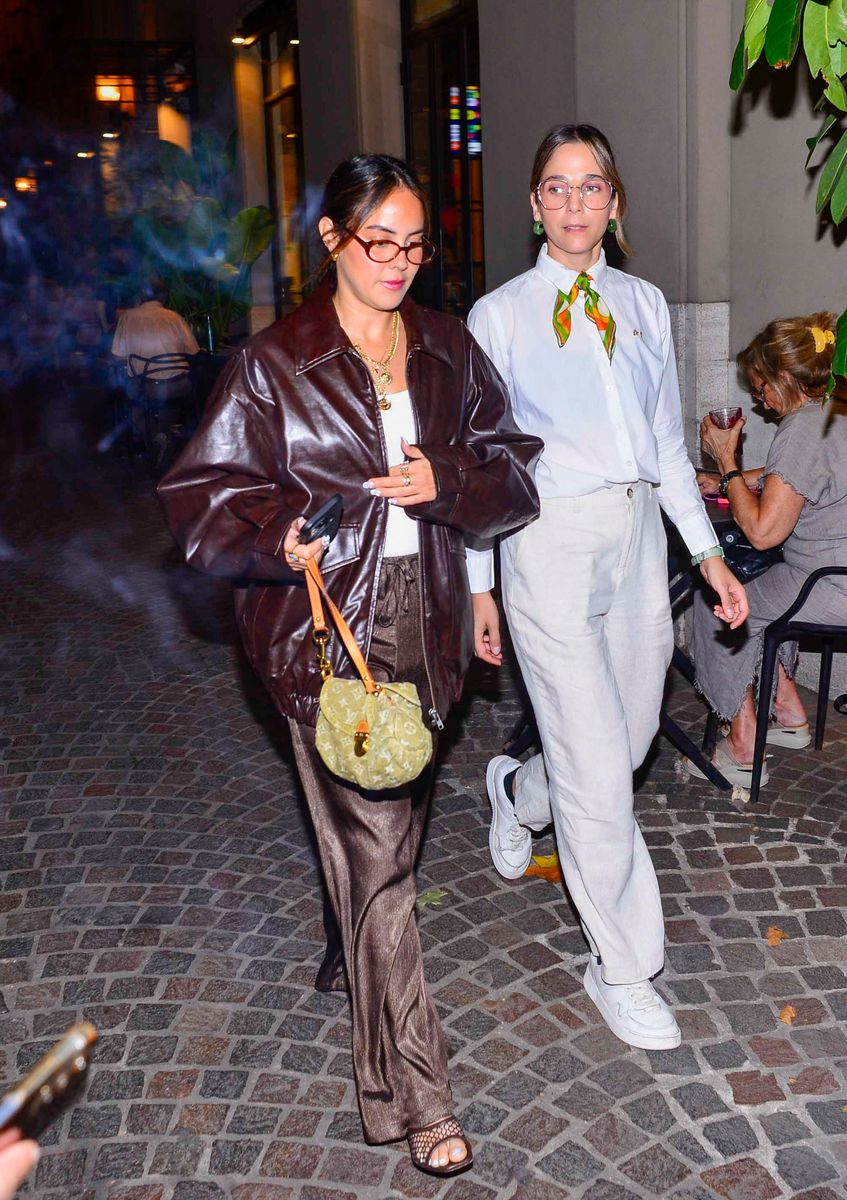 Bad Bunny is seemingly back with his ex girlfriend, Gabriela Berlingeri.