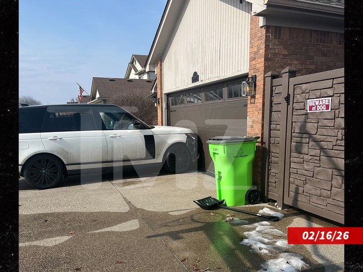 kim-mathers-accident-scene-tmz-3