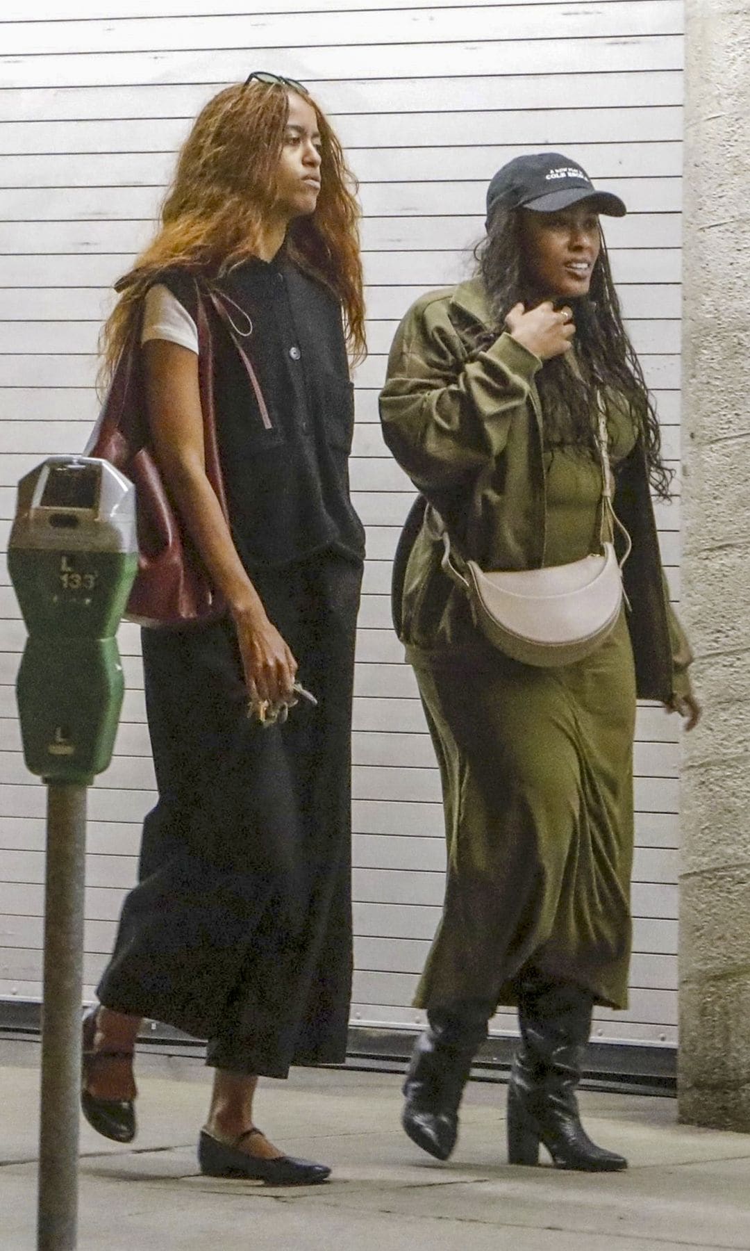 Malia Obama in Los Angeles wearing black outfit