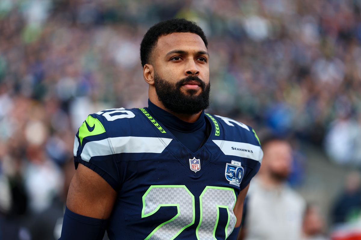 Julian Love, Safety, Seattle Seahawks – Mexican and Cuban heritage