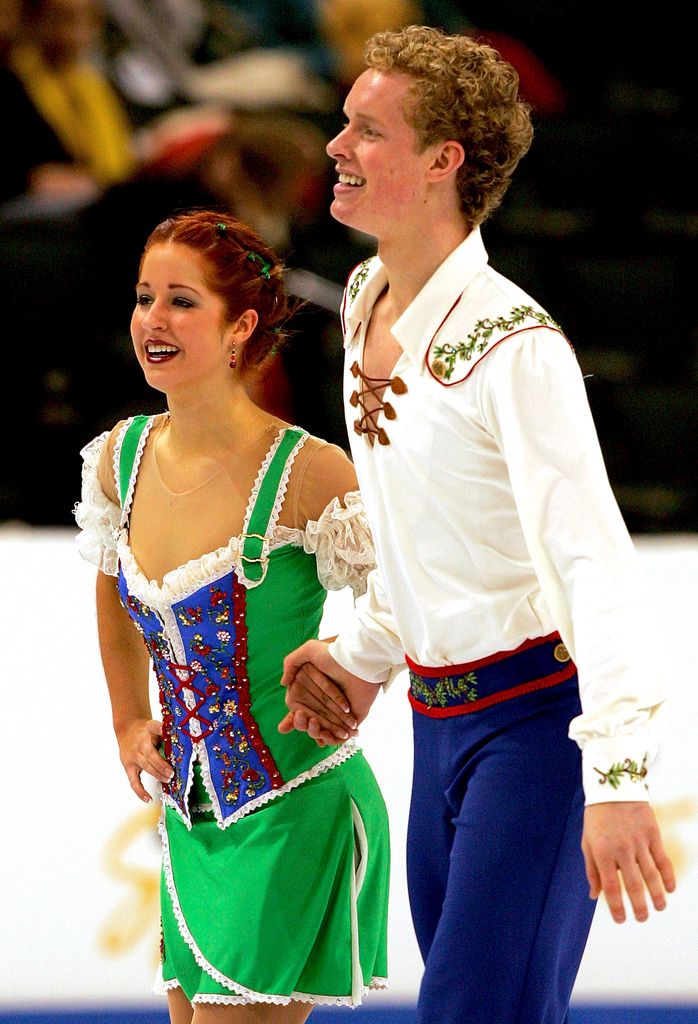 :Emily Samuelson and Evan Bates compete in the compulsory dance during the US Figure Skating Championships January 23, 2008 at the Xcel Energy Center in St Paul, Minnesota.  (Photo by Matthew Stockman/Getty Images)