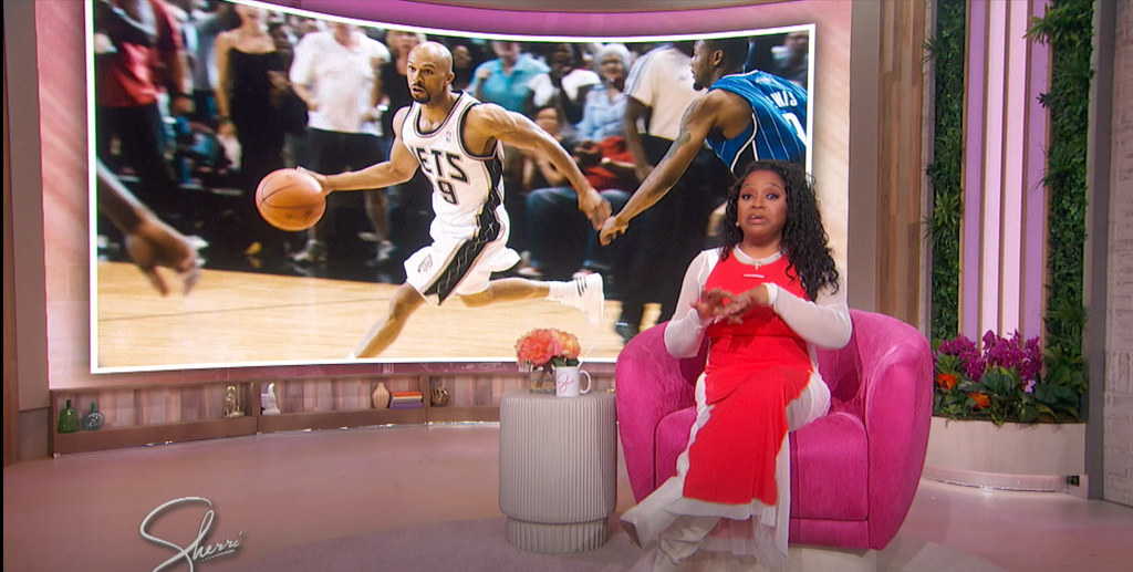 Jennifer Hudson's friend Sherri Shepherd urged Common to "put a ring on it" 