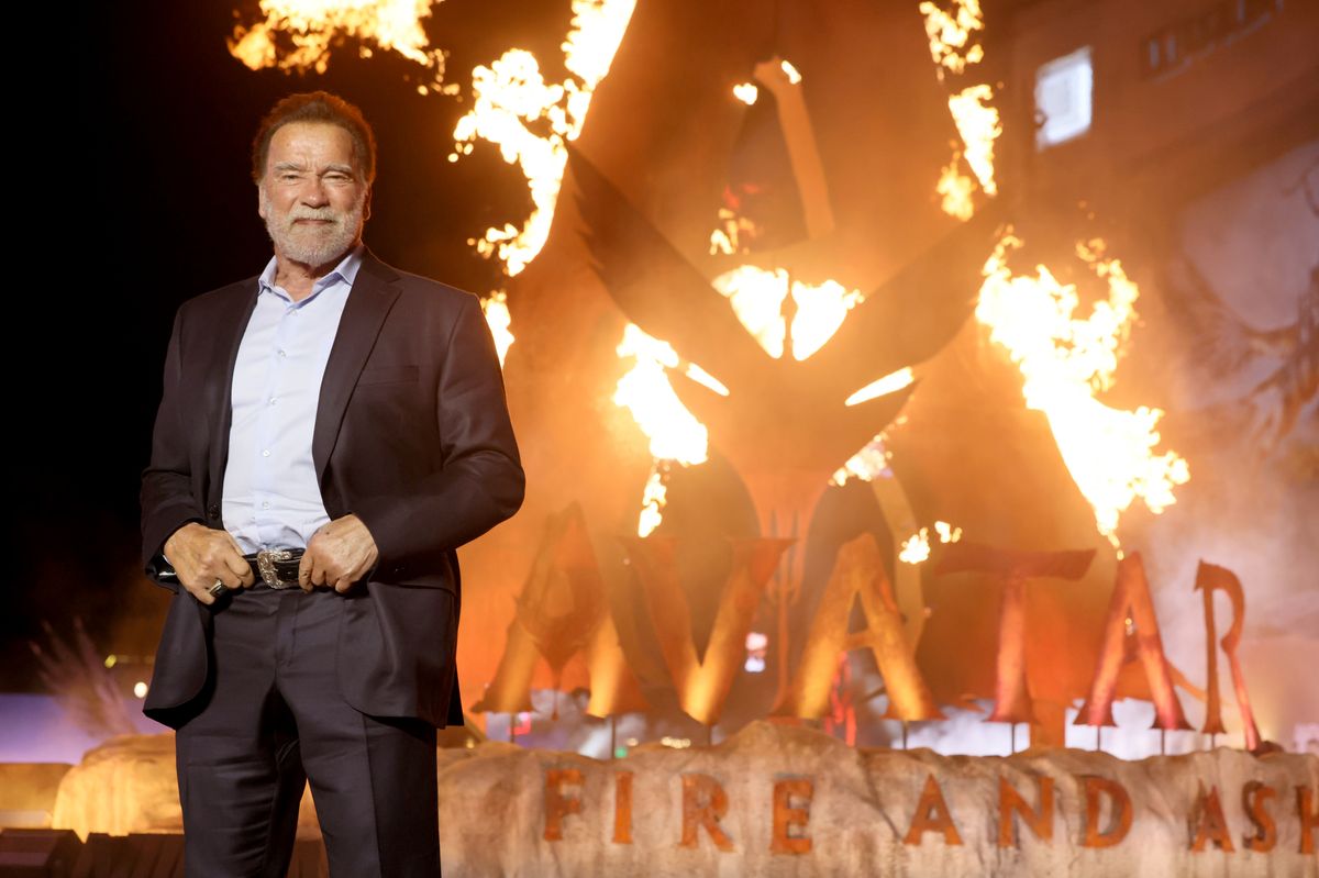 Arnold Schwarzenegger aims for six to seven hours of sleep each night and prioritizes daily movement, saying, “If you rest, you rust.” The idea is that joints and muscles need constant use to stay healthy.