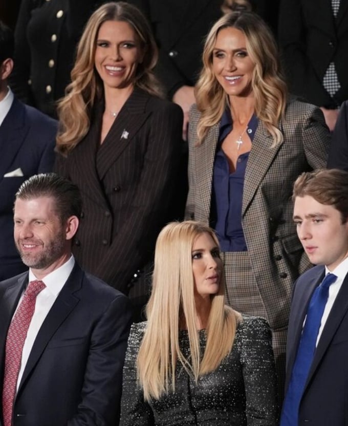 Seated in the gallery alongside Lara Trump, Bettina Anderson opted for a sharply cut black blazer featuring a deep V neckline that created a long, clean line through the torso.
