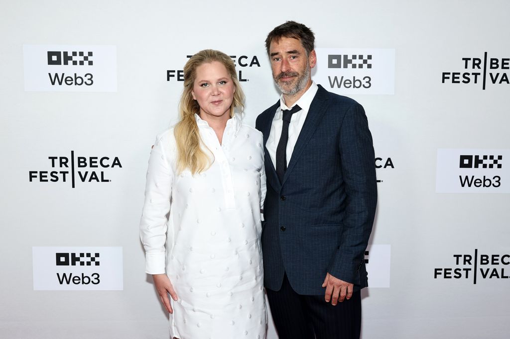 amy schumer chris fischer red carpet