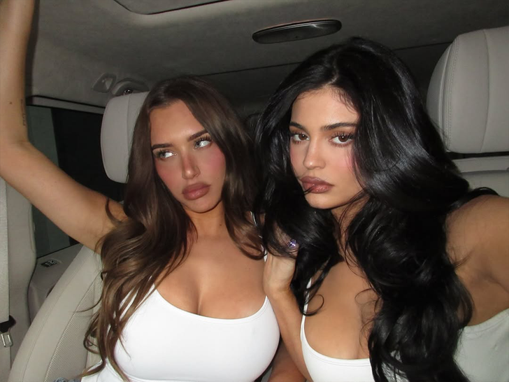 kylie jenner stassie sub 3