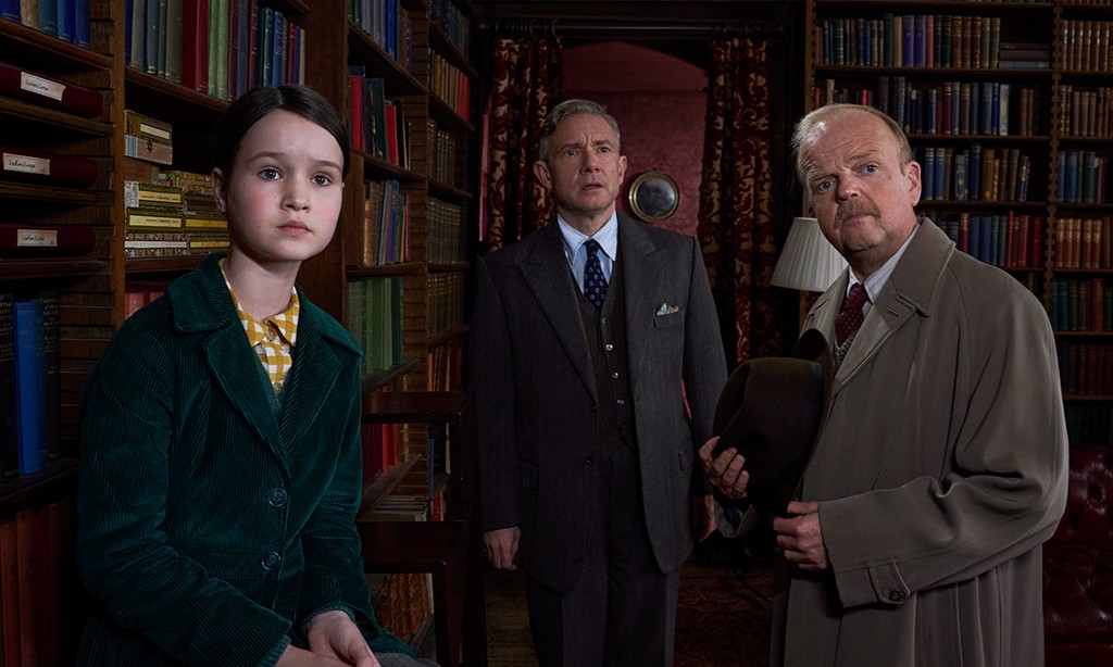 Molly Belle Wright, Martin Freeman, Toby Jones in Flavia