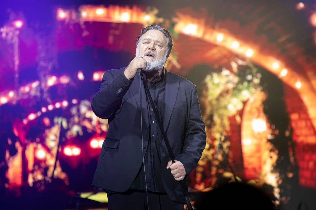 Russell performing with his band