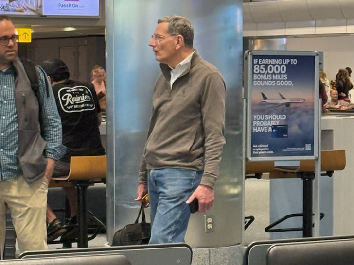 John Barrasso no cred 2