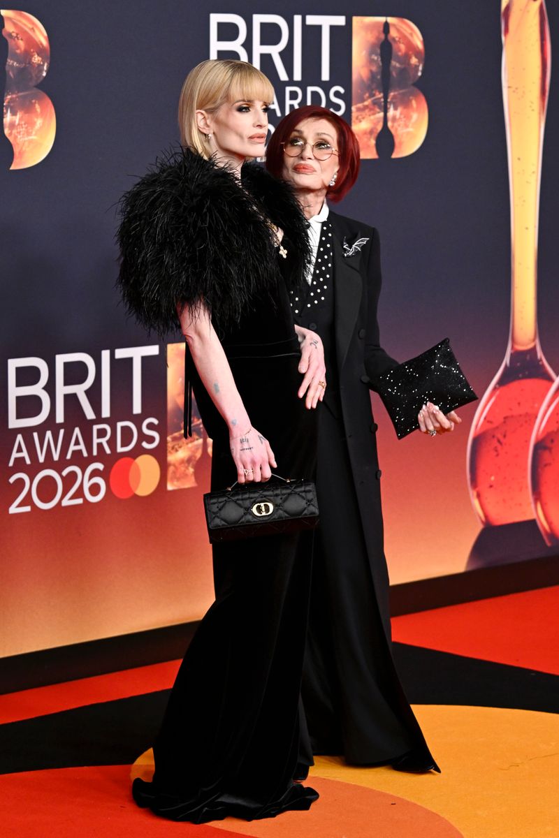 Kelly Osbourne’s inner circle worried about her dramatic weight loss after Ozzy's death