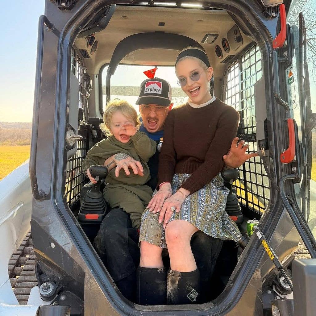 Kelly Osbourne and Sid with their son on their Iowa farm
