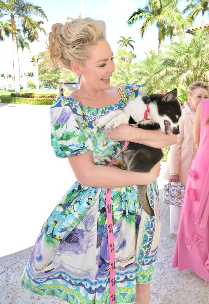 katherine heigl holding puppy
