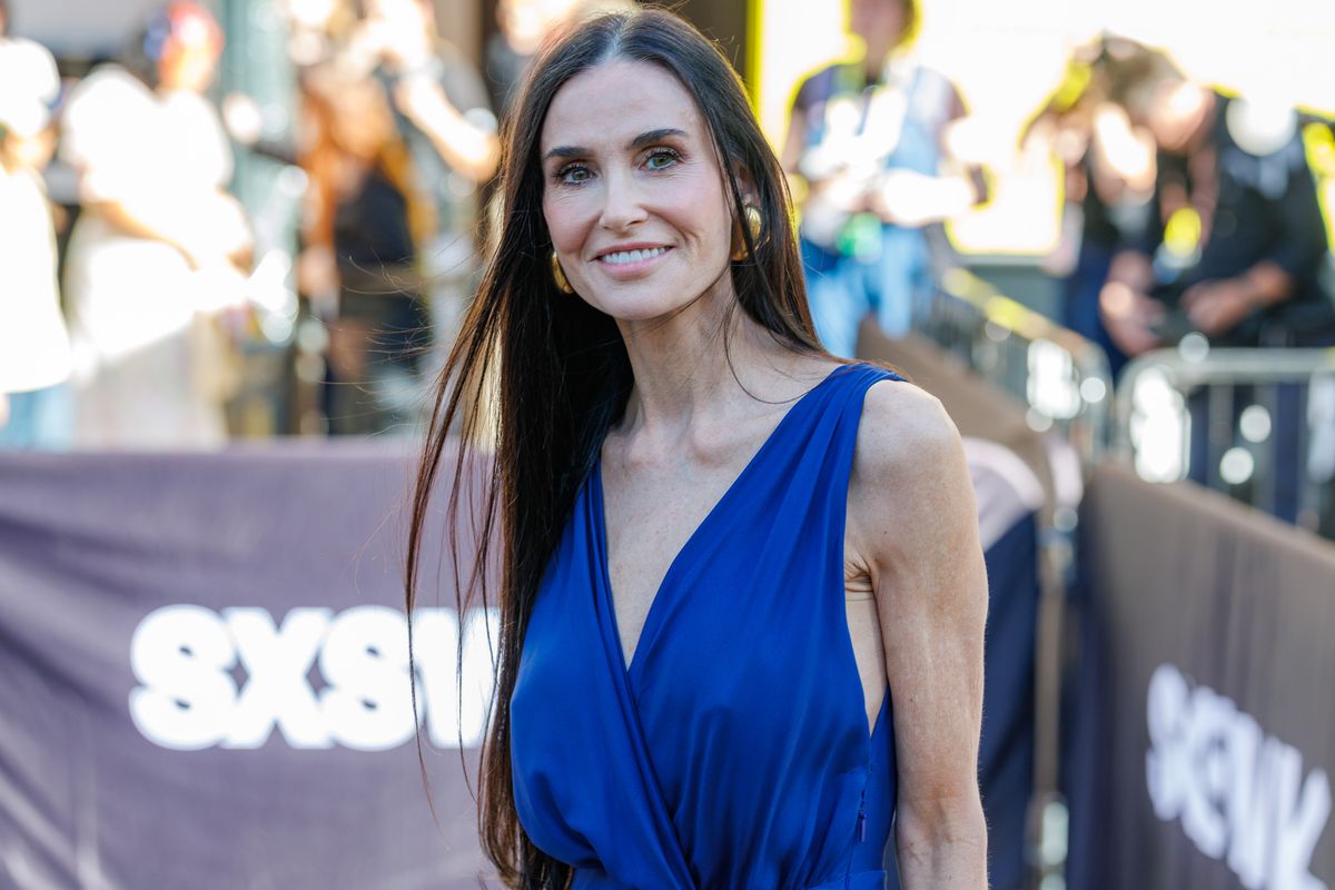 Demi Moore at "I Love Boosters" Premiere