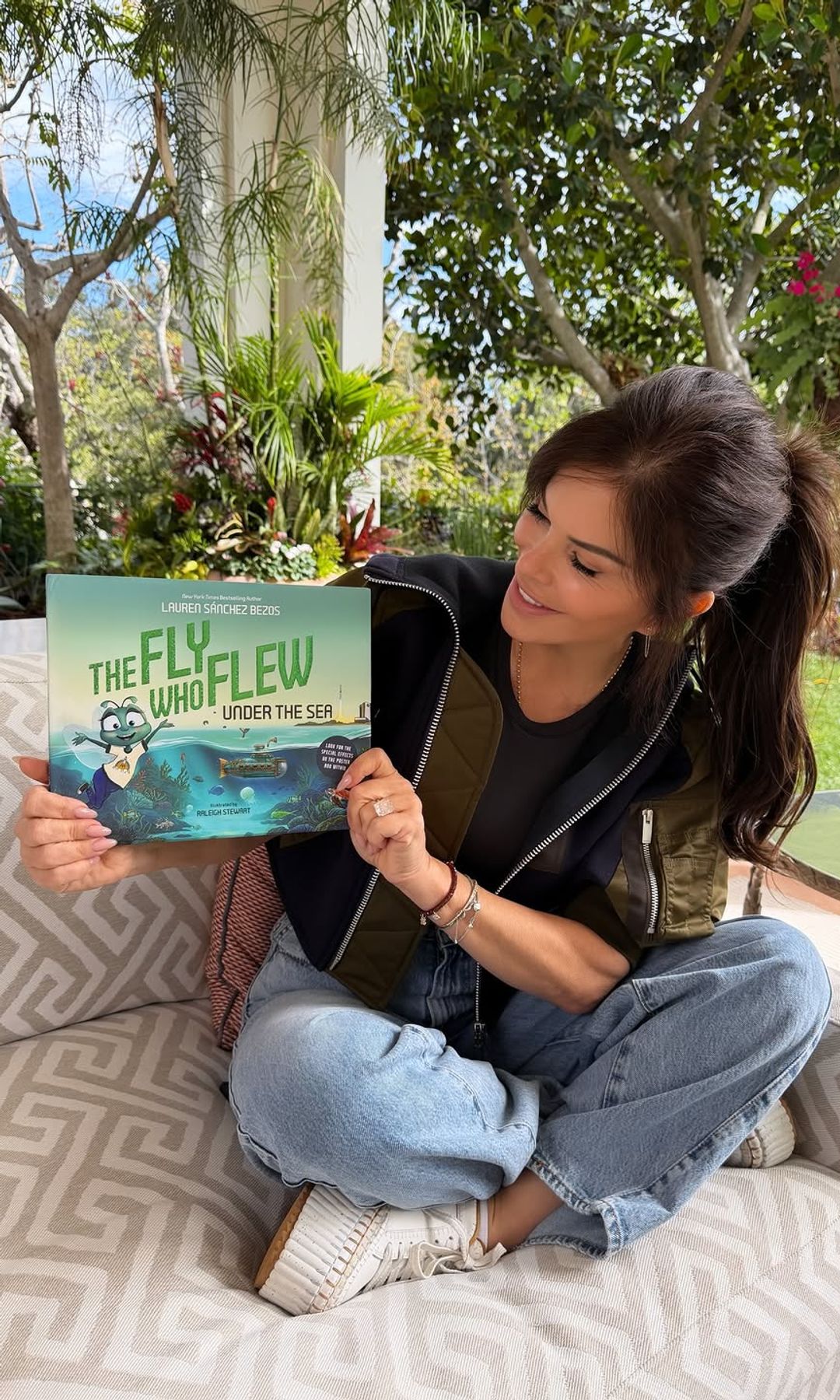 Lauren Sánchez Bezos channels her passion into inspiring confident young readers