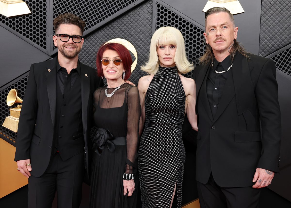Jack Osbourne, Sharon Osbourne, Kelly Osbourne, and Sid Wilson at the Grammys