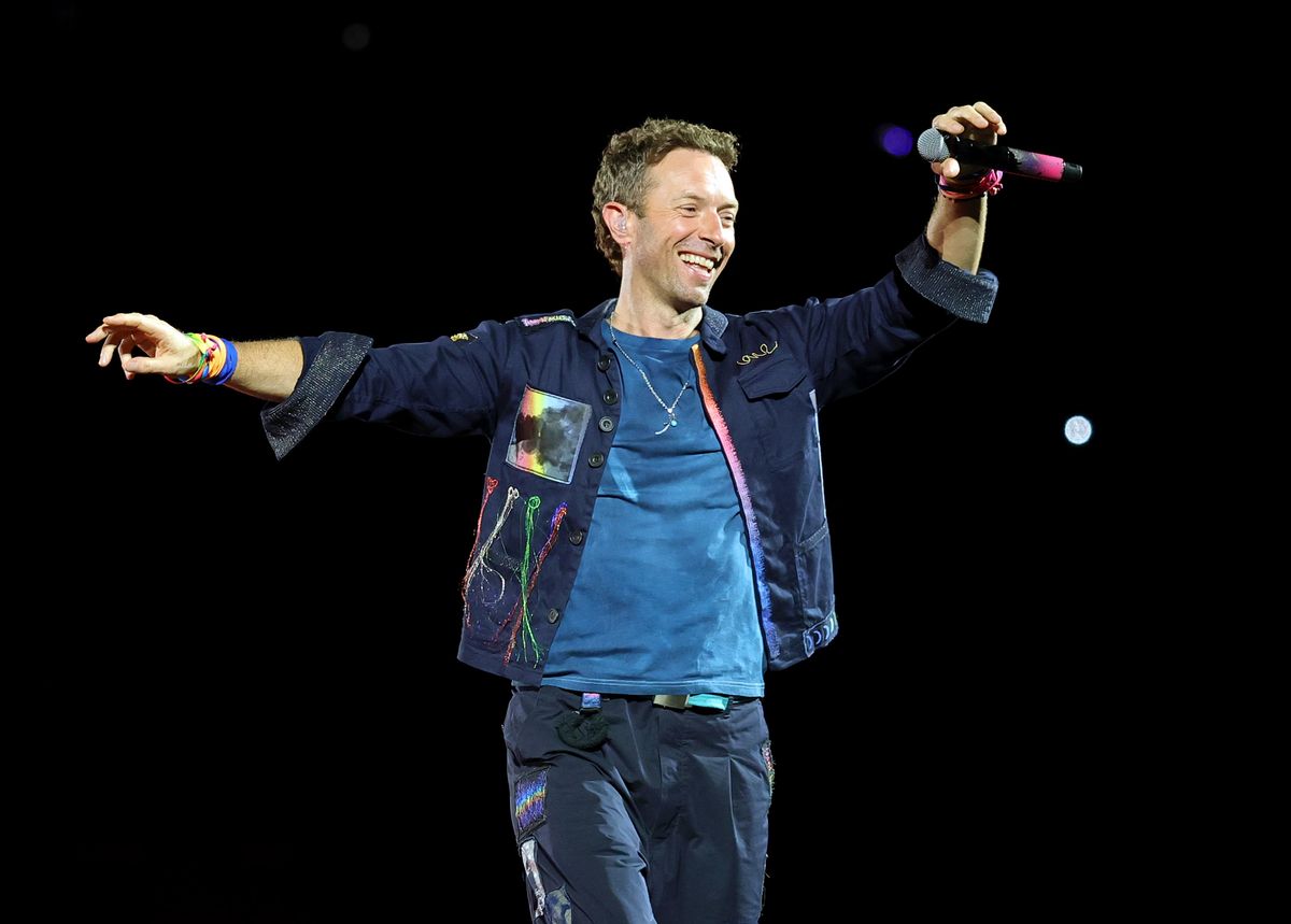 LAS VEGAS, NEVADA - JUNE 06: Chris Martin of Coldplay performs on a stop of the band's Music of the Spheres world tour at Allegiant Stadium on June 06, 2025 in Las Vegas, Nevada. (Photo by Ethan Miller/Getty Images) 