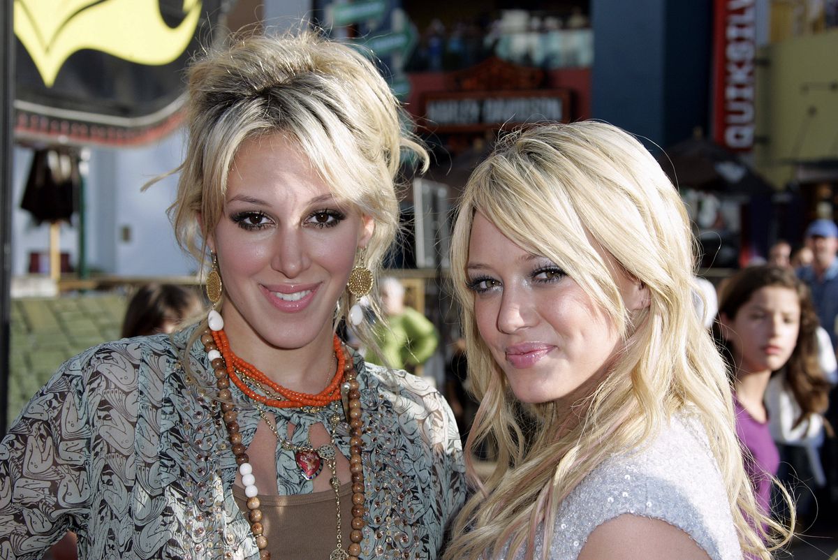 Haylie Duff & Hilary Duff Actress & Sisters Raise Your Voice, L.A. Premier Citywalk, Universal Studios, La, Usa 03 October 2004 