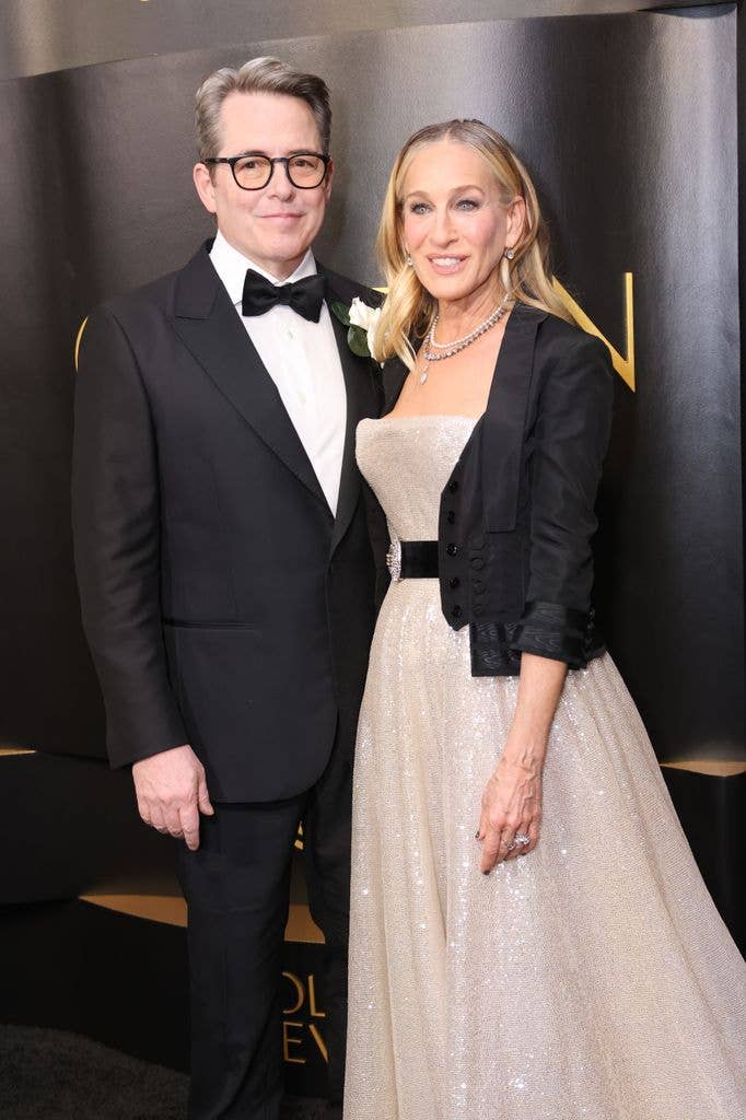 Matthew Broderick and Sarah Jessica Parker in formal wear.