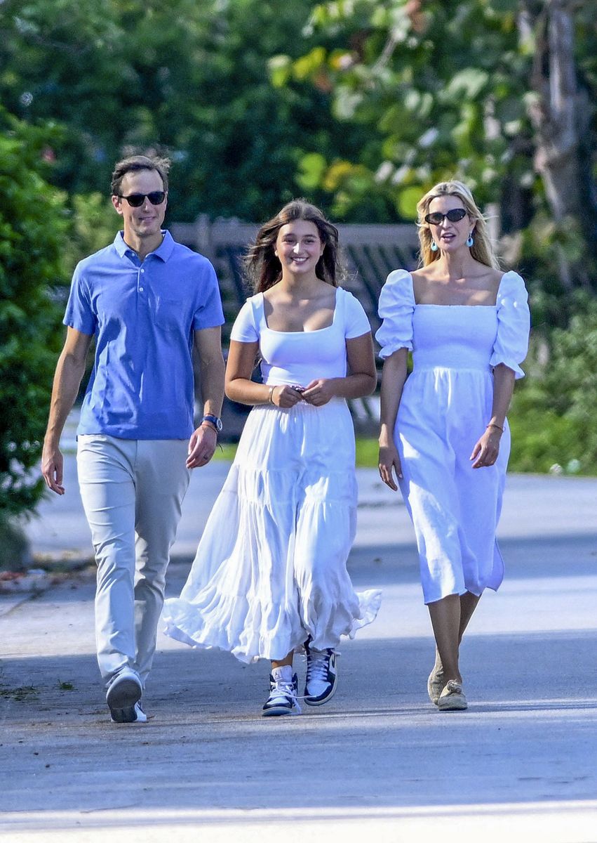 The look marks a shift from a previous synagogue appearance in Miami, where Ivanka leaned into lighter tones.