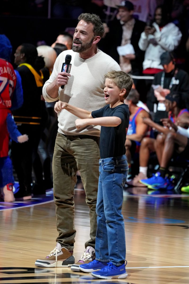 At 14, Samuel Affleck shows his own personality while maintaining a close relationship with his famous parents.