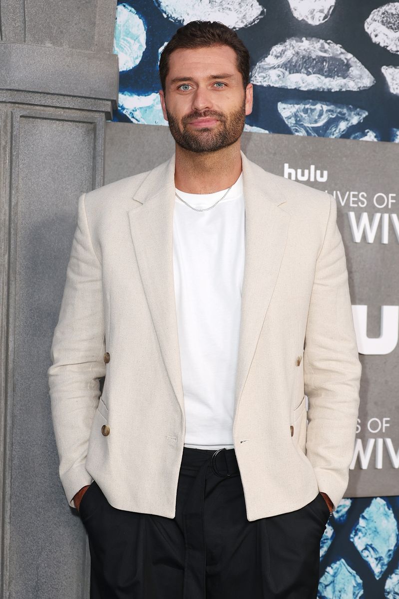 Dakota Mortenson has asked for a restraining order and sole custody of their children