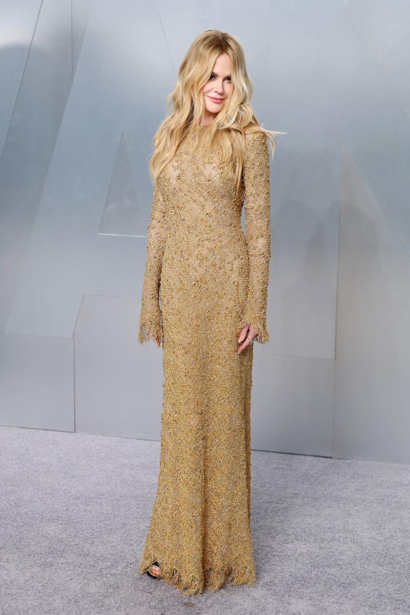 Nicole Kidman stole more than just the spotlight at the Vanity Fair Oscar Party 2026, she stole the scene entirely, however unintentionally.