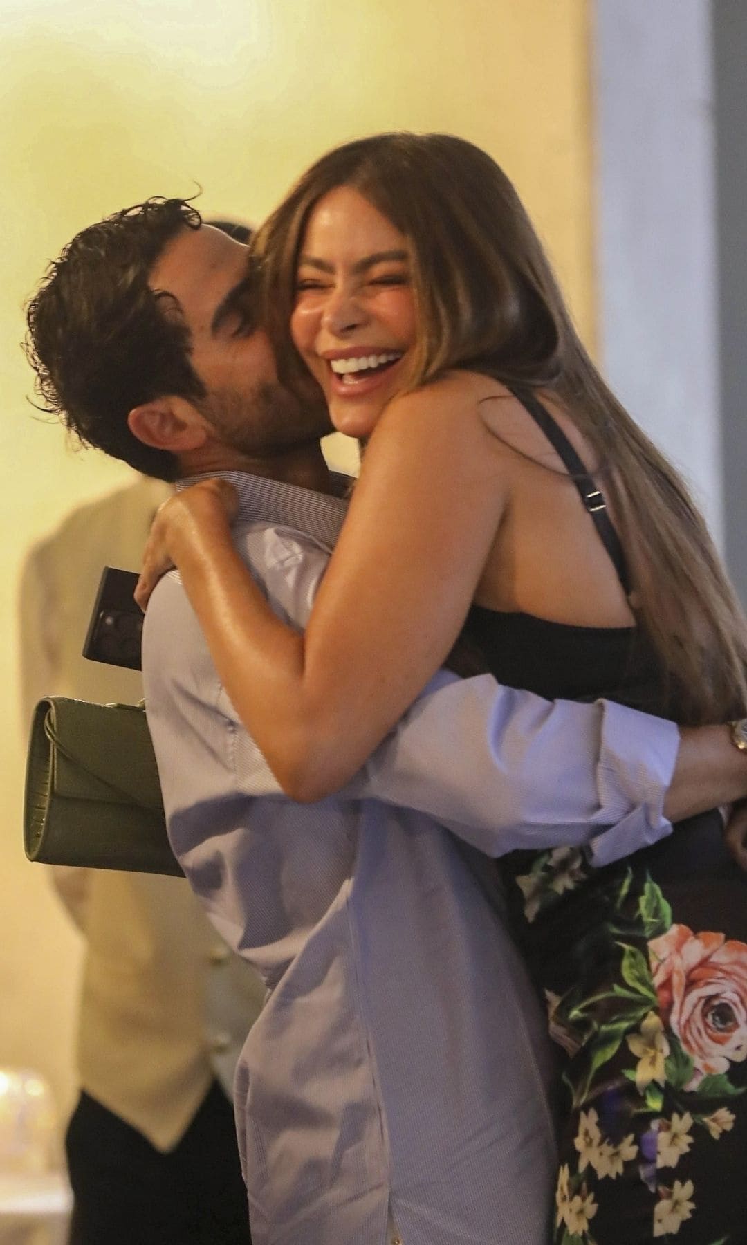 Sofia Vergara and Douglas Chabbott’s sweet moment at Oasis concert in LA: Inside their summer romance