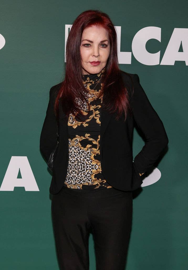 priscilla presley black outfit